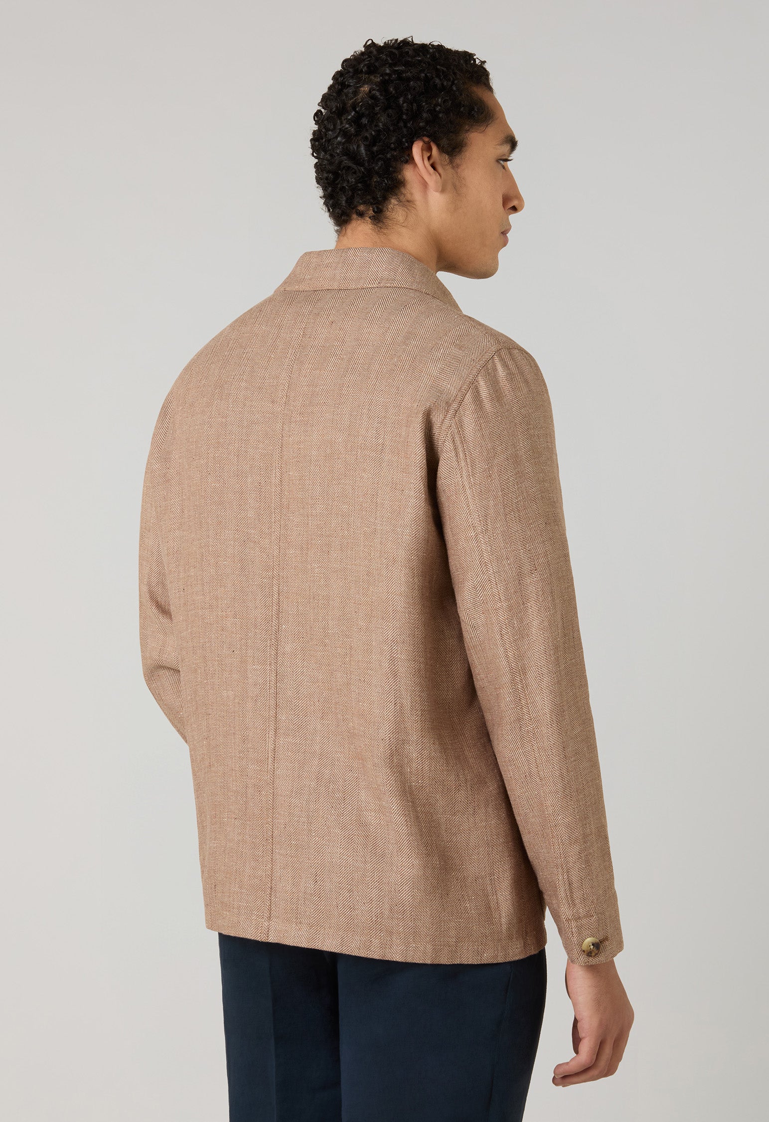 Hellbraune Arbeiterjacke aus Leinen-Wolle mit Fischgrätenmuster