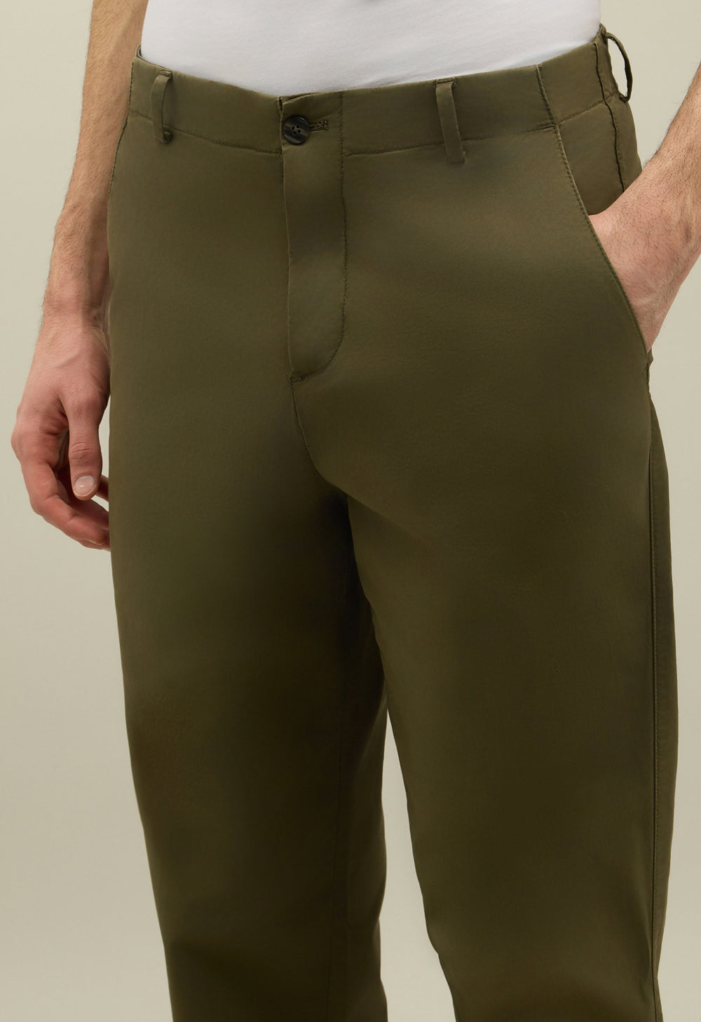 Grüne stückgefärbte Loose-Hose aus Baumwolle