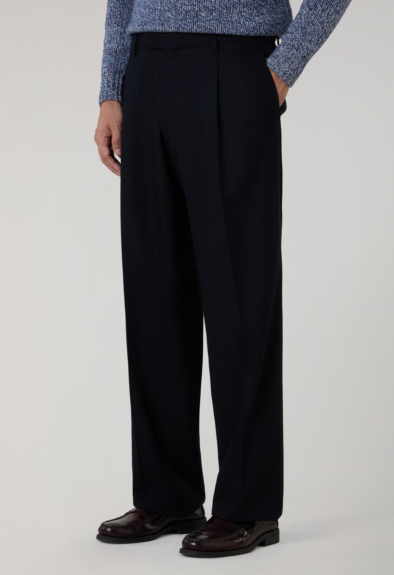 Pantalone fluido in flanella blu