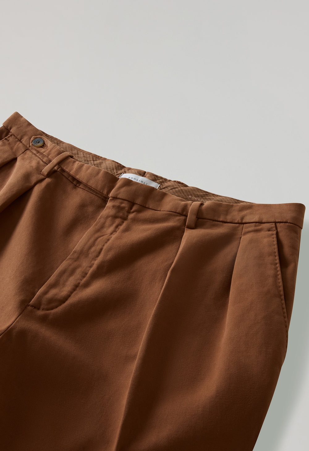 Braune, stückgefärbte Hose „Roma“ aus weicher Baumwolle