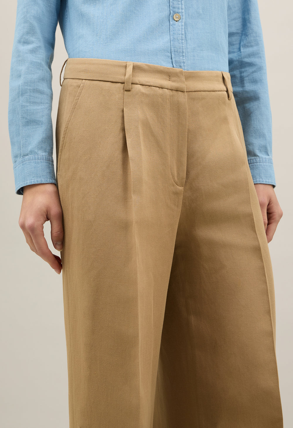Dunkelbeige Palazzo-Hose aus Leinen-Tencel-Satin
