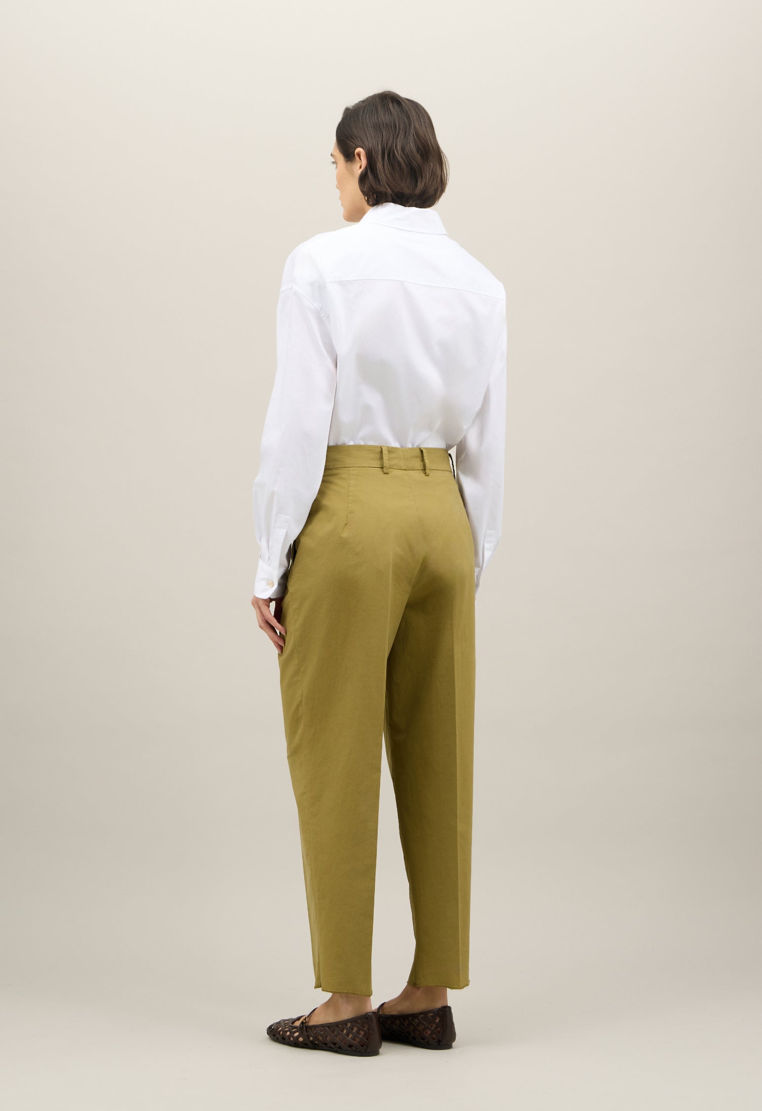 Pantalone cropped in popeline leggero verde