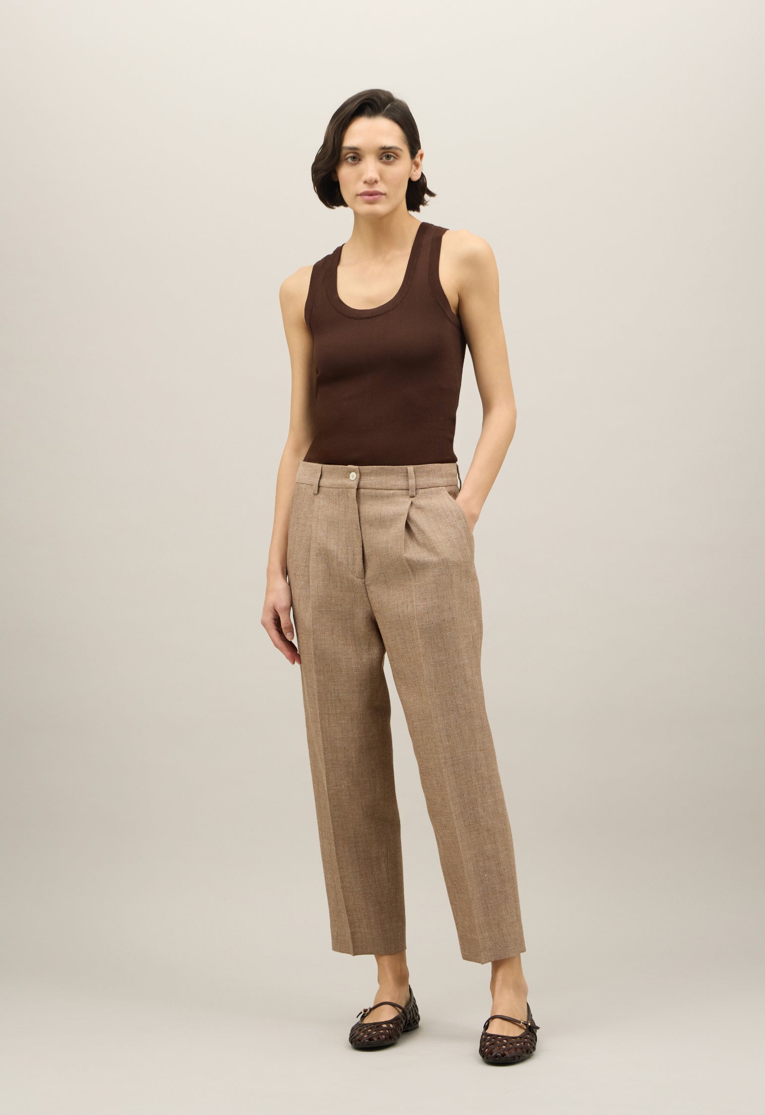 Braune Cropped-Hose aus Leinenmischung mit Fischgrätmuster