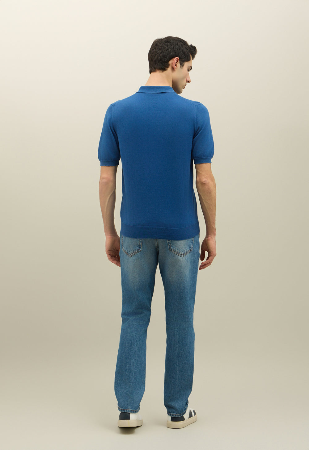 Blaues stückgefärbtes Kurzarm-Poloshirt aus Baumwolle