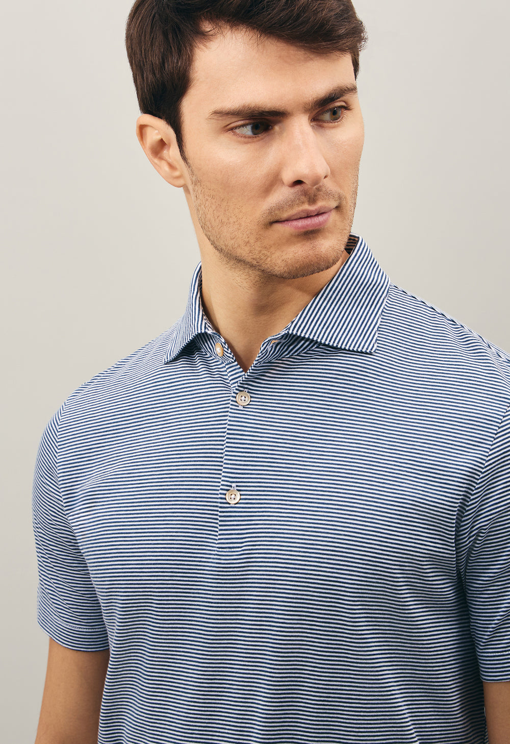 Blaues Gestreiftes Kurzarm-Poloshirt aus Baumwolle