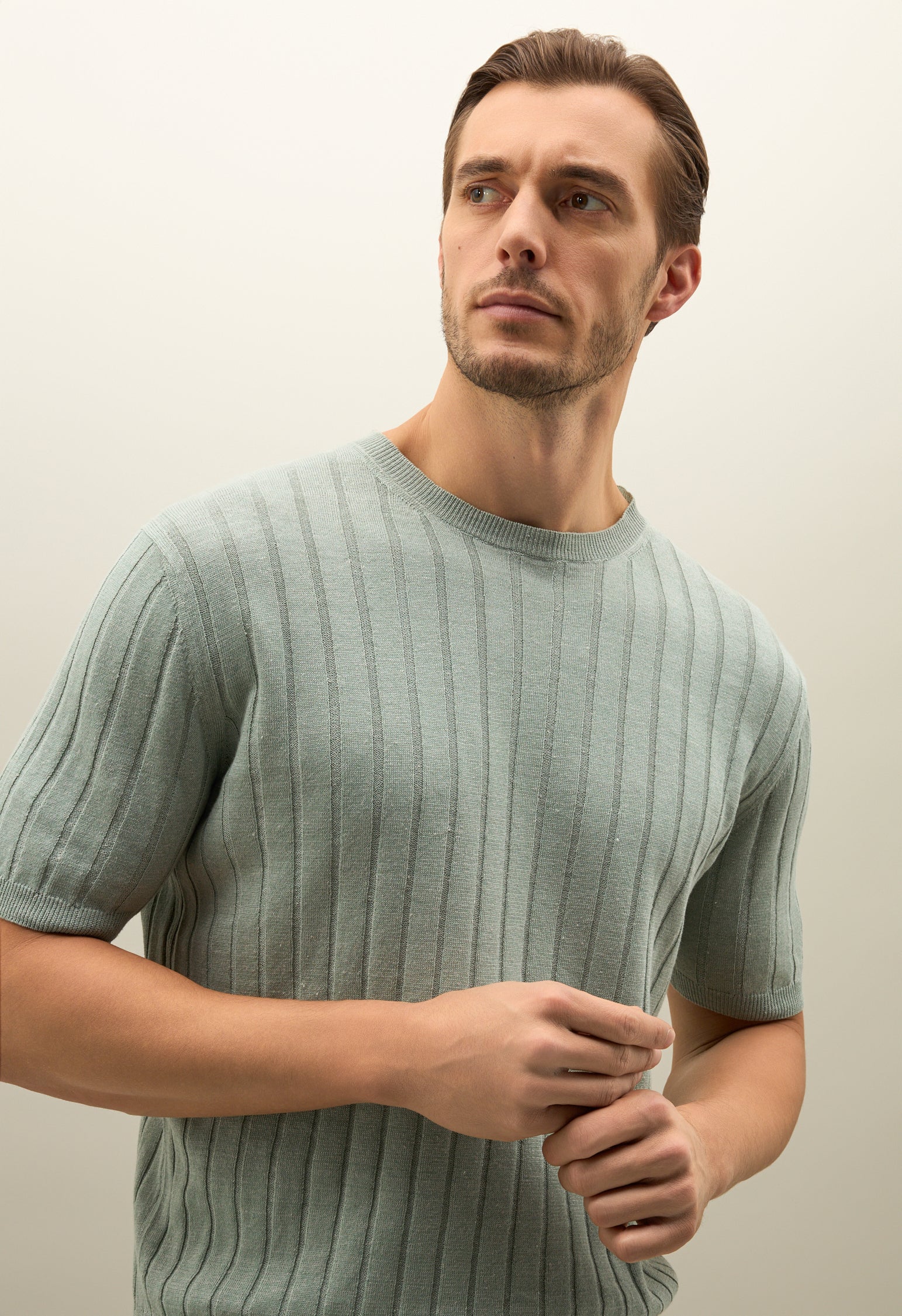 Grünes Flachripp-T-Shirt aus Leinen