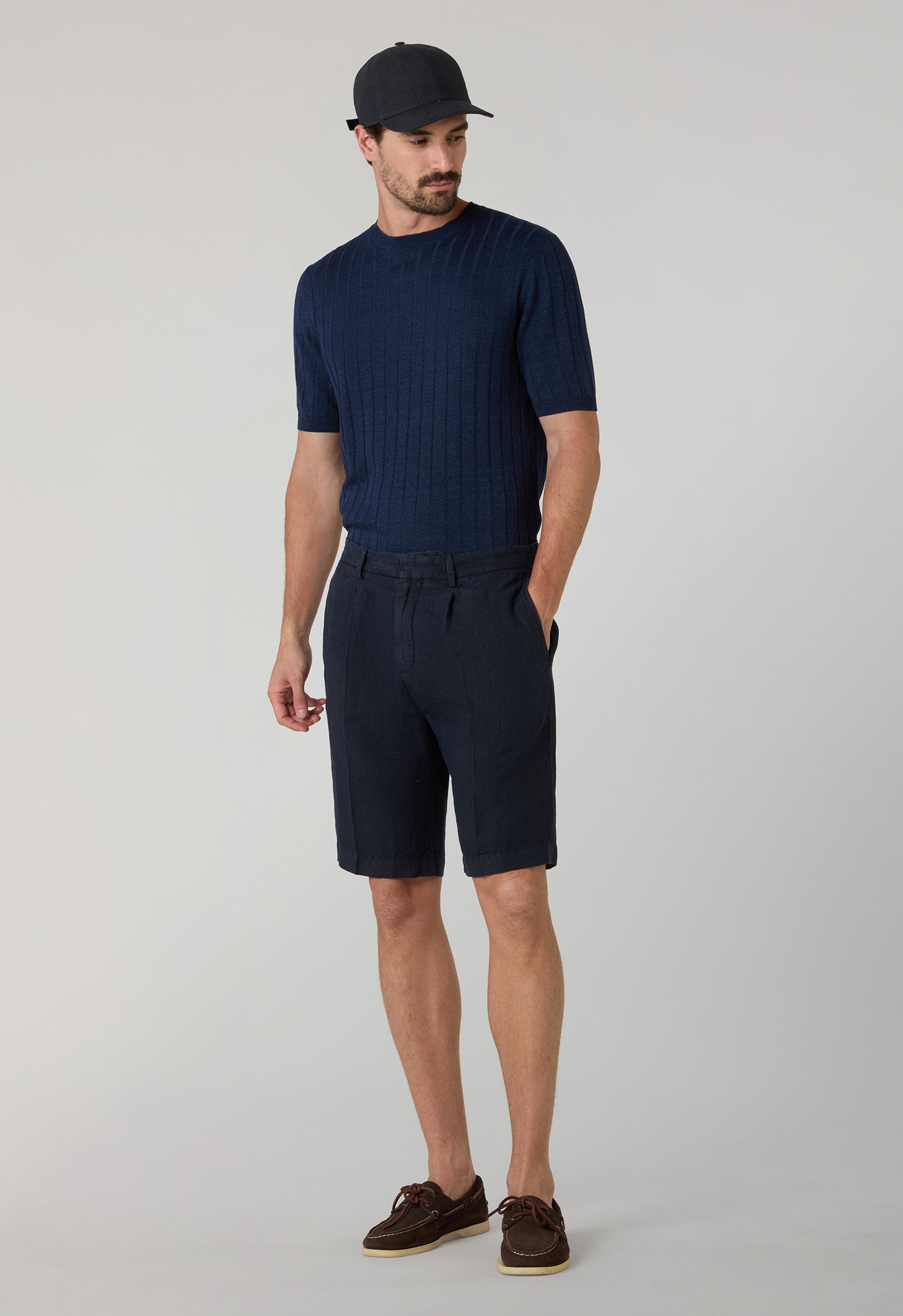 Blaues flach geripptes T-Shirt aus Leinen-Baumwolle