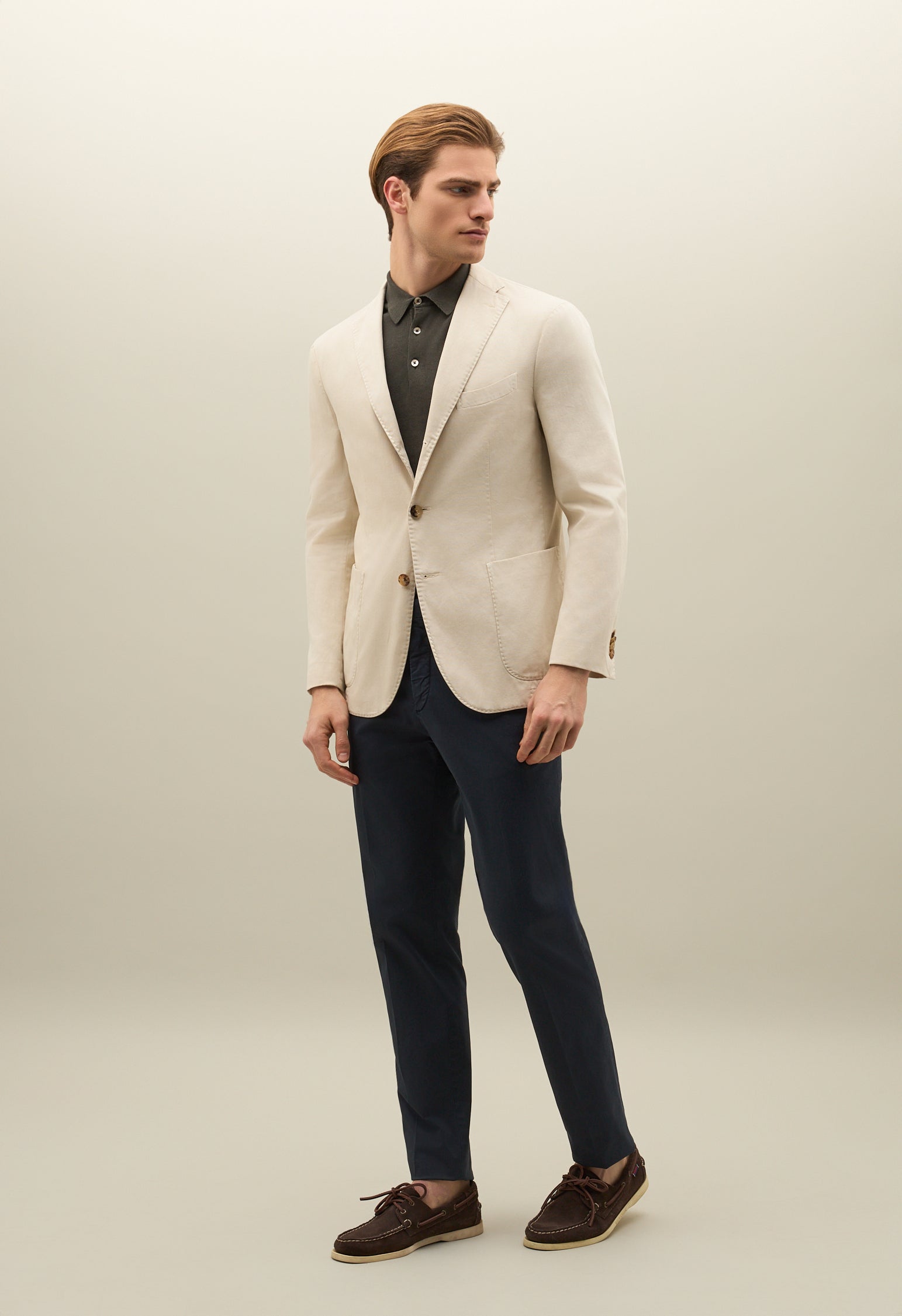 Warmweiße K-Jacket aus Stretch-Woll-Pikee 