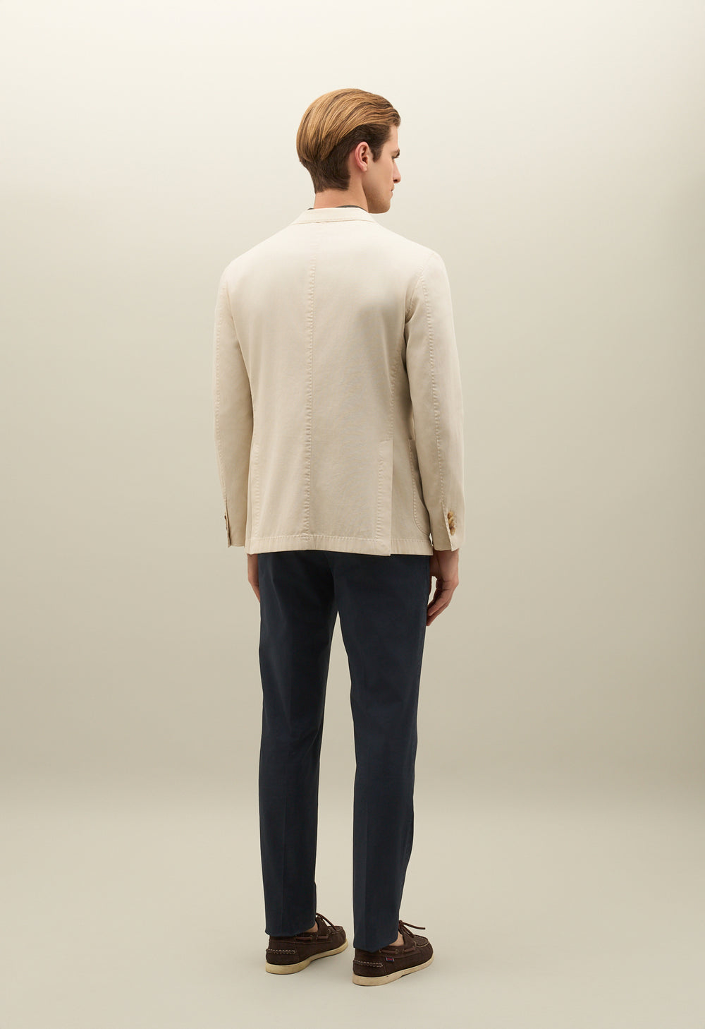 Warmweiße K-Jacket aus Stretch-Woll-Pikee 