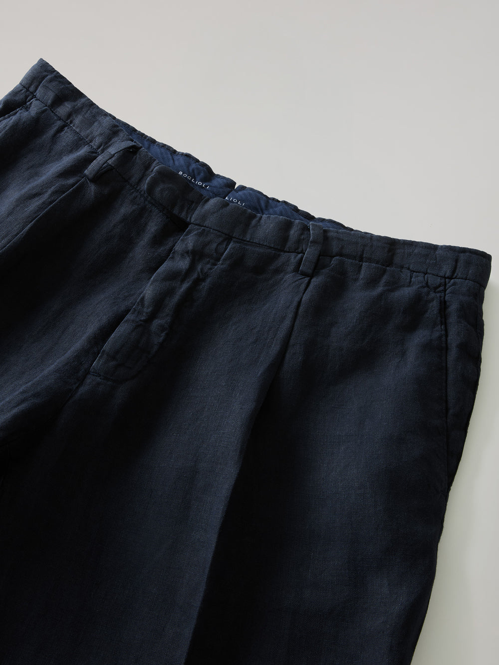 Blauer stückgefärbter K-Suit aus Leinen