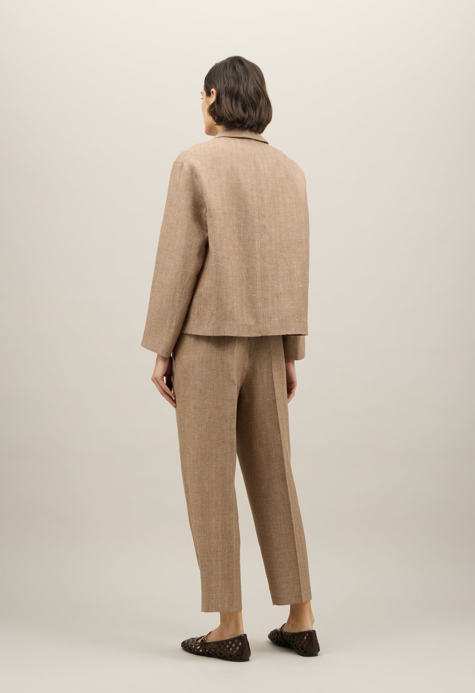 Brauner Blazer Margot aus Leinenmischung mit Fischgrätmuster